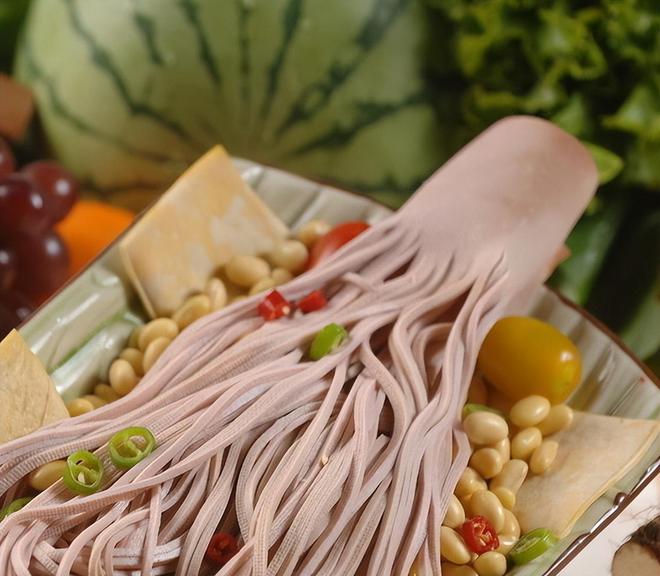 体育竞猜-什么样的干豆腐机可以做果蔬豆皮？(图2)